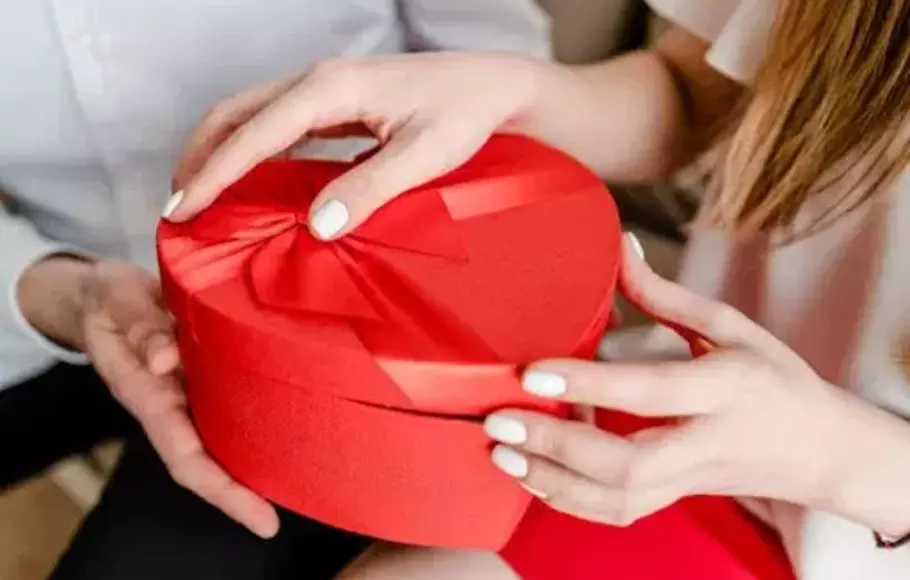 Hadiah Valentine Unik dan Berkesan untuk Pasangan Tercinta di Tahun 2024